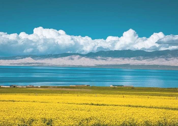 7 Days Classic Xinjiang Tour: Urumqi Tianchi Turpan Kashgar