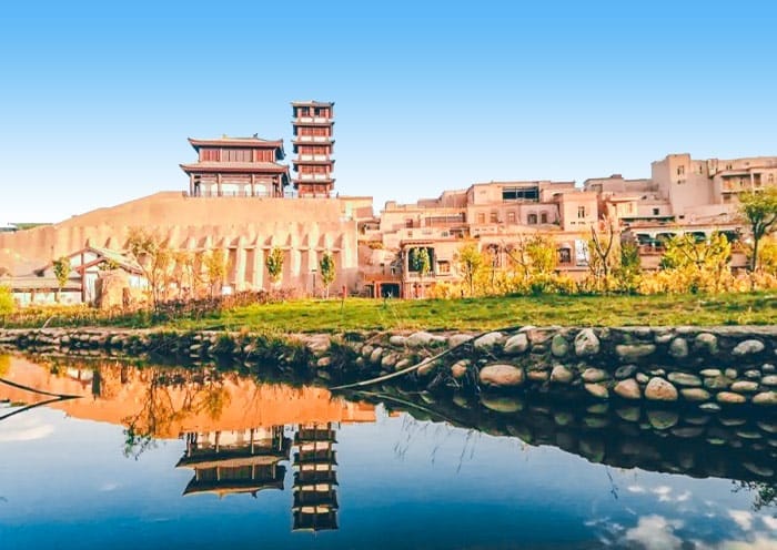 8 Days Xinjiang Group Tour: North Xinjiang Group Tour with Kanas Lake