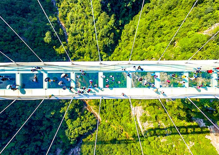 4 Days Zhangjiajie Group Tour for All BEST Highlights of Zhangjiajie - 4